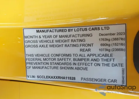 2024 Lotus Emira V6 First Edition z USA, uszkodzony, nr VIN SCCLEKAXXRHA11528